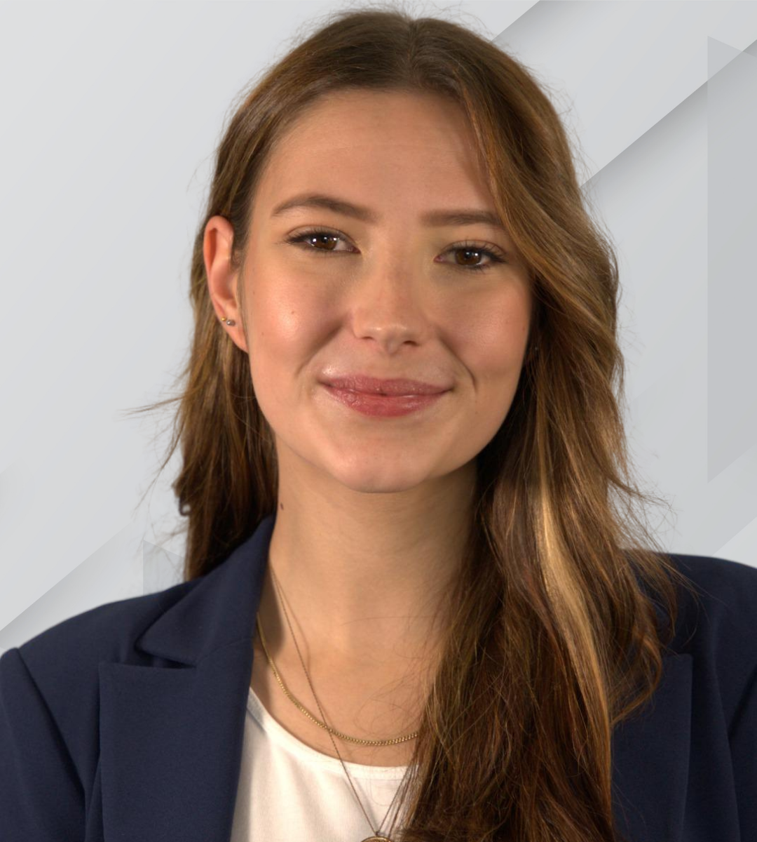 Renger, Lucia Portrait von Lucia Renger, Team Onboarding der APOLONIA Living Gruppe.